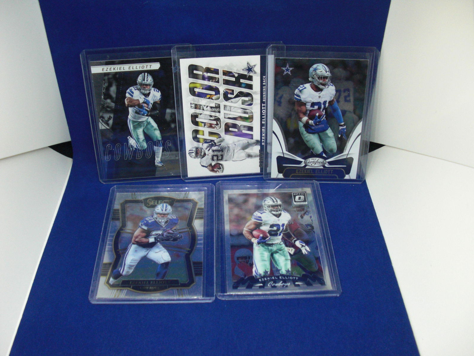 lot of 5 ezekiel elliott cards (1 of 1)