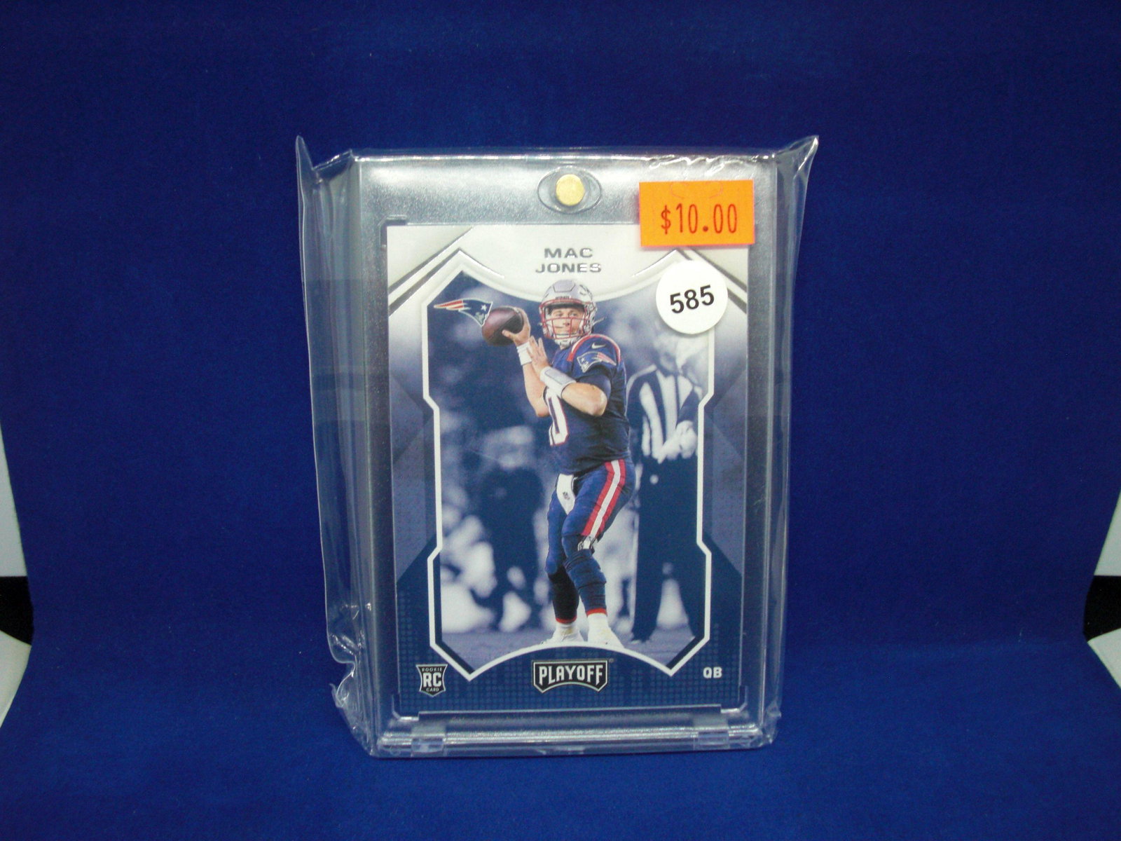 mac jones rookie: in hard plastic case