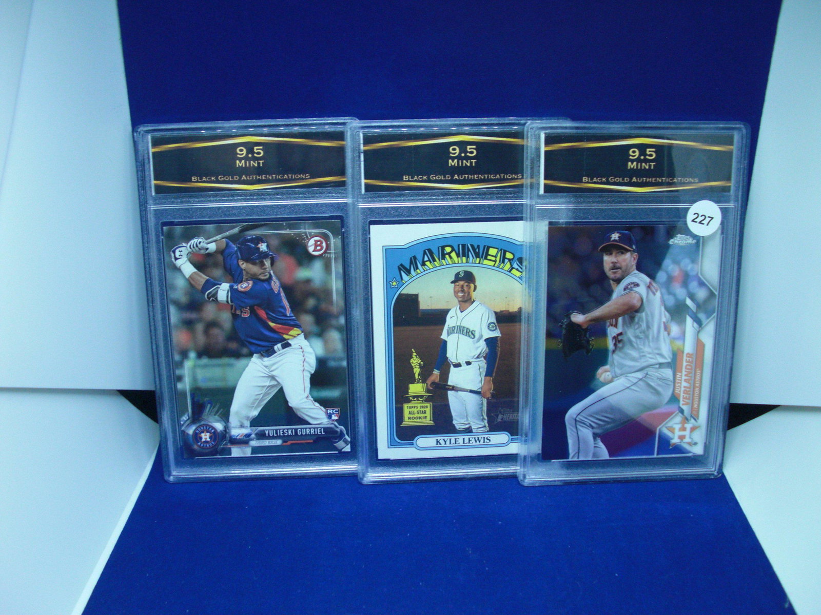 bga graded lot of 3 graded baseball cards: nice graded card