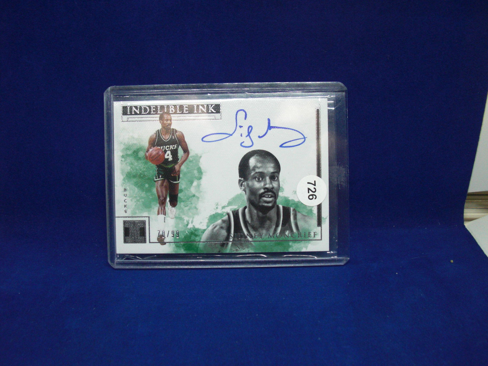 sidney moncrief auto #70/99: in top loader