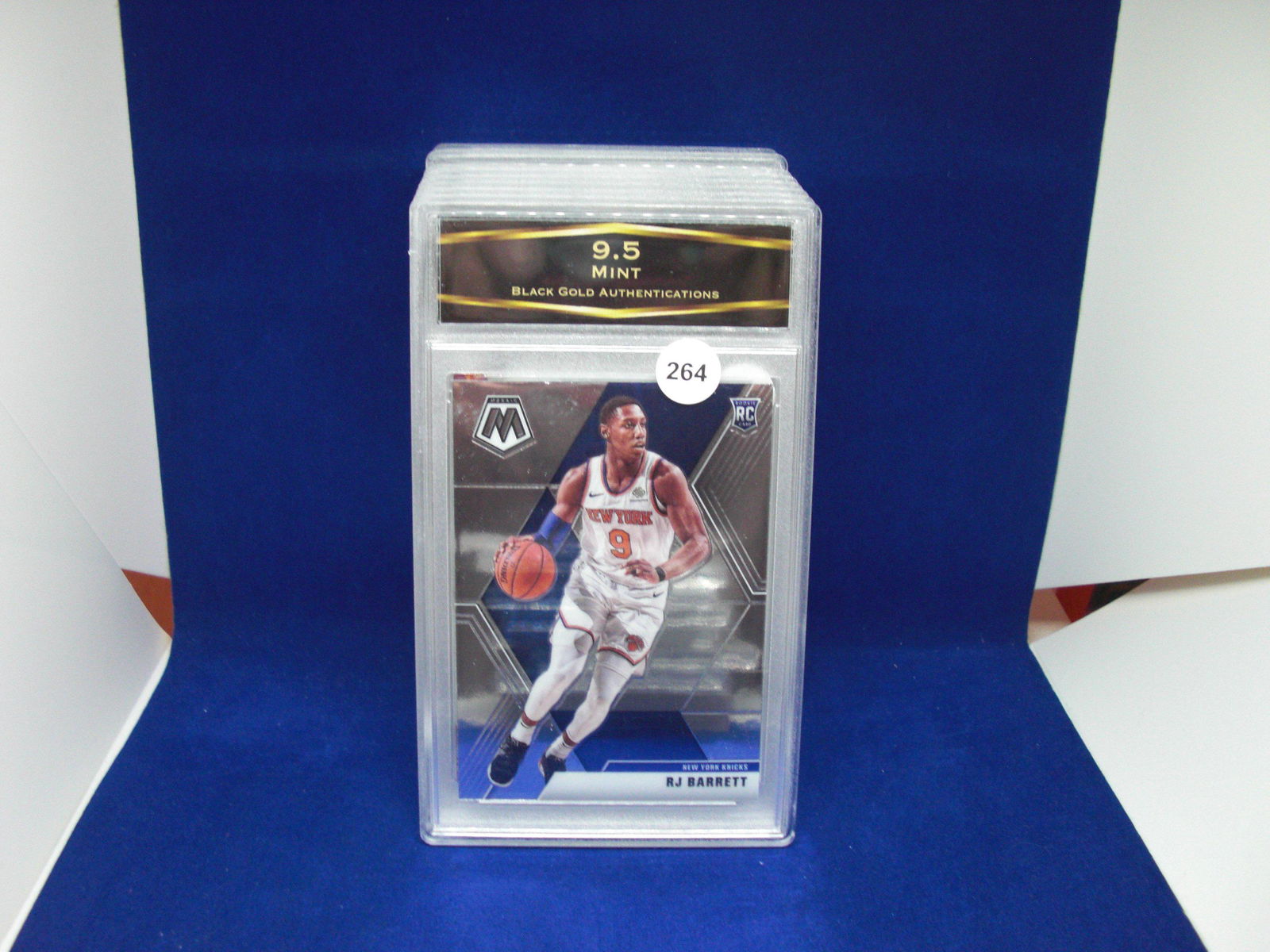 bga graded mint  9.5 rj barrett rookie (1 of 1)