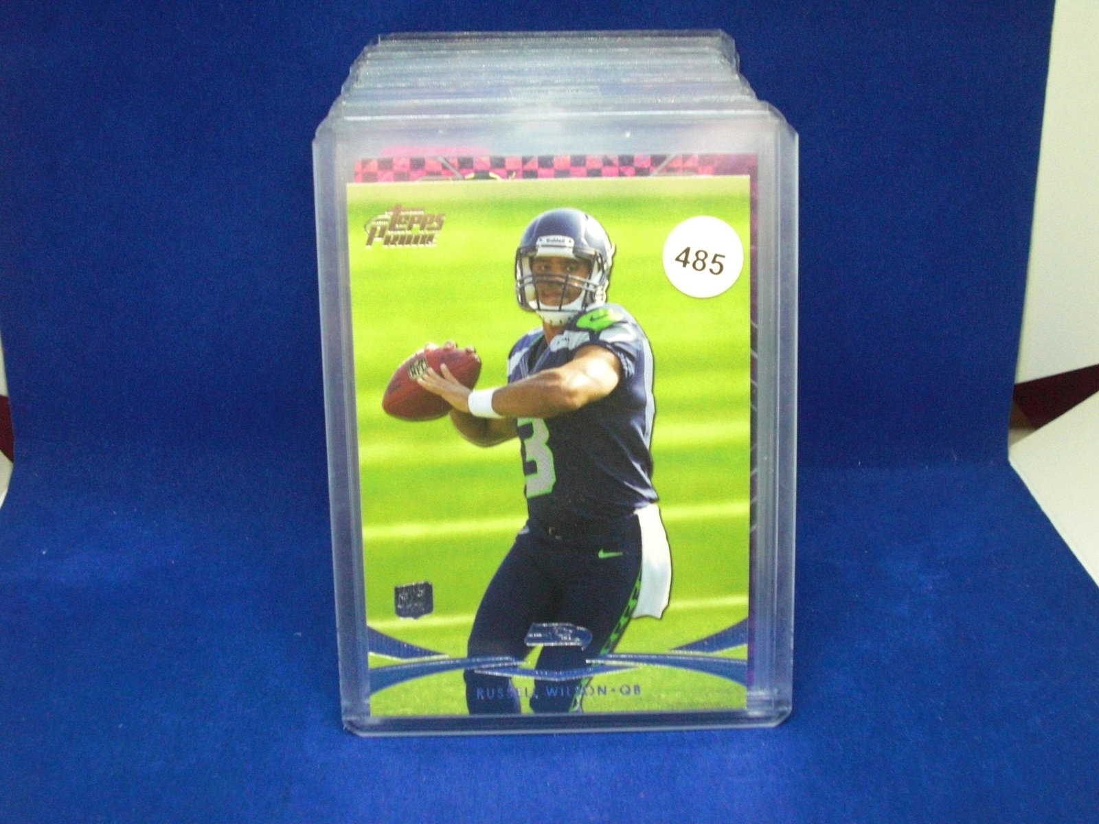 russell wilson rookie topps prime: in top loader