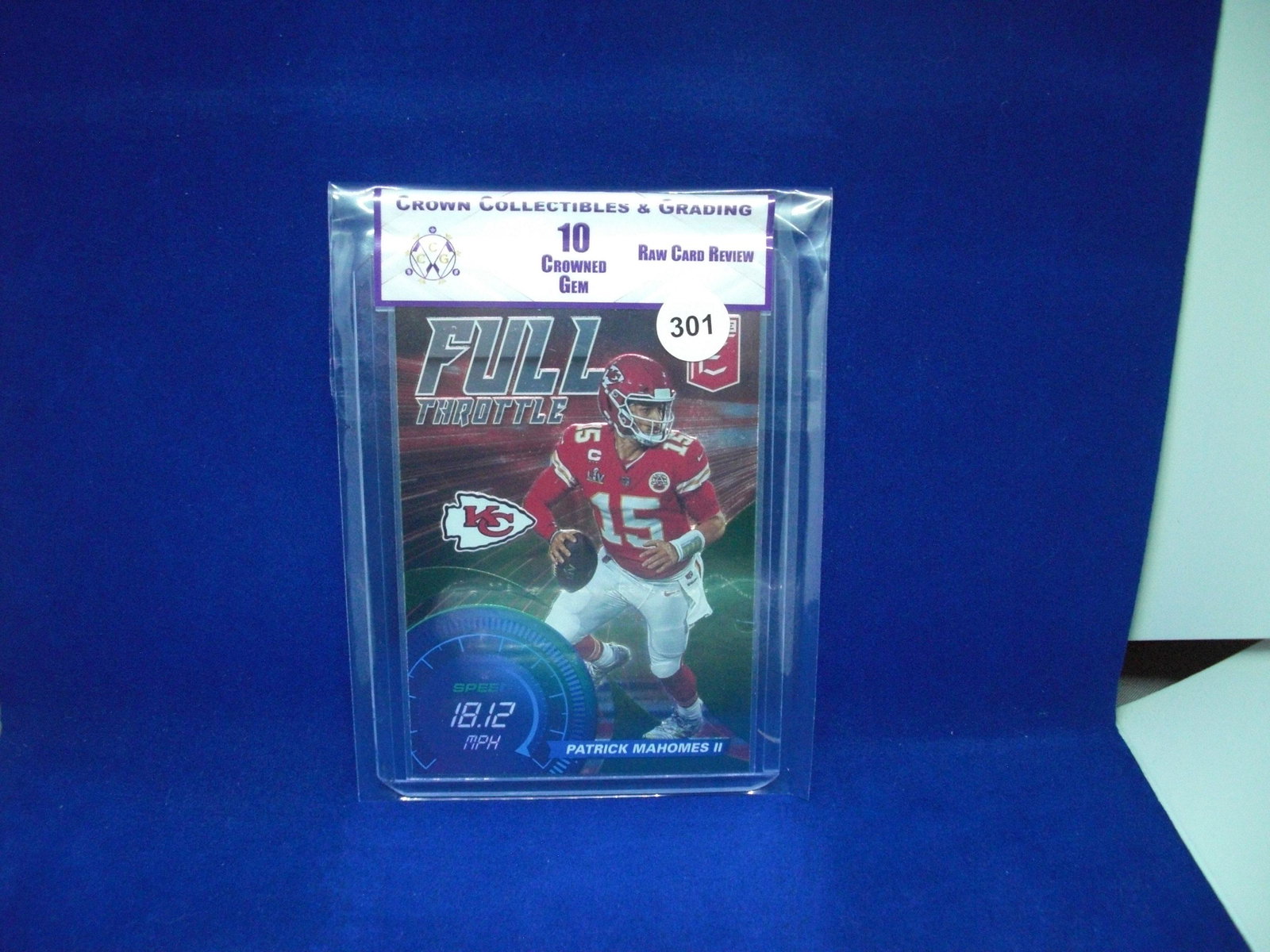 crown collectibles raw review 10 patrick mahomes full throttle: raw card review