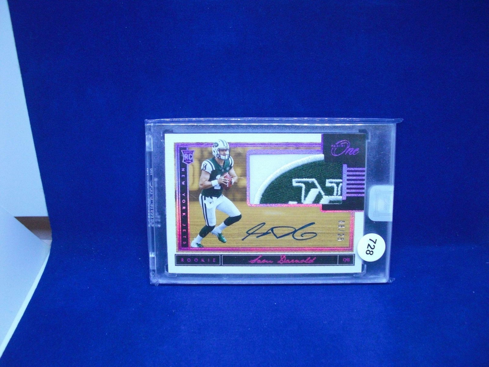sam darnold auto/jersey #8/25 (1 of 1)