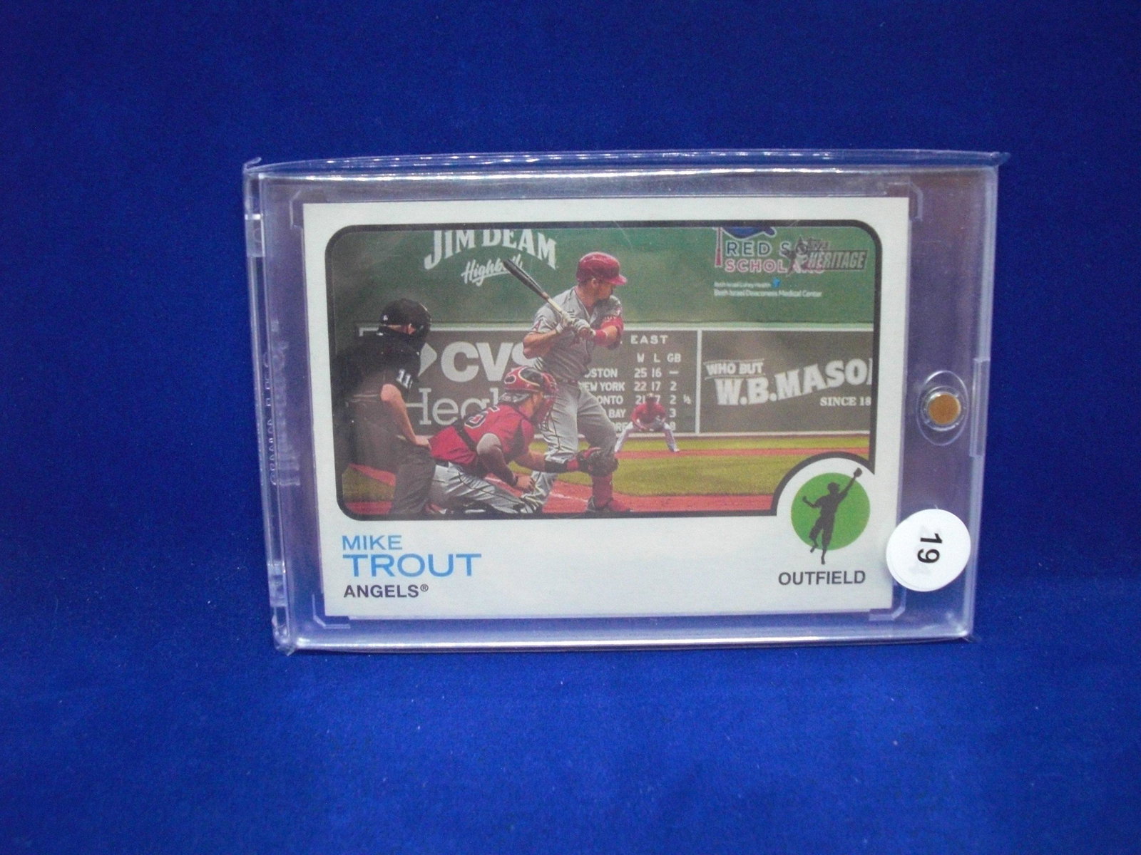 mike trout 2022 topps: in hard plastic case