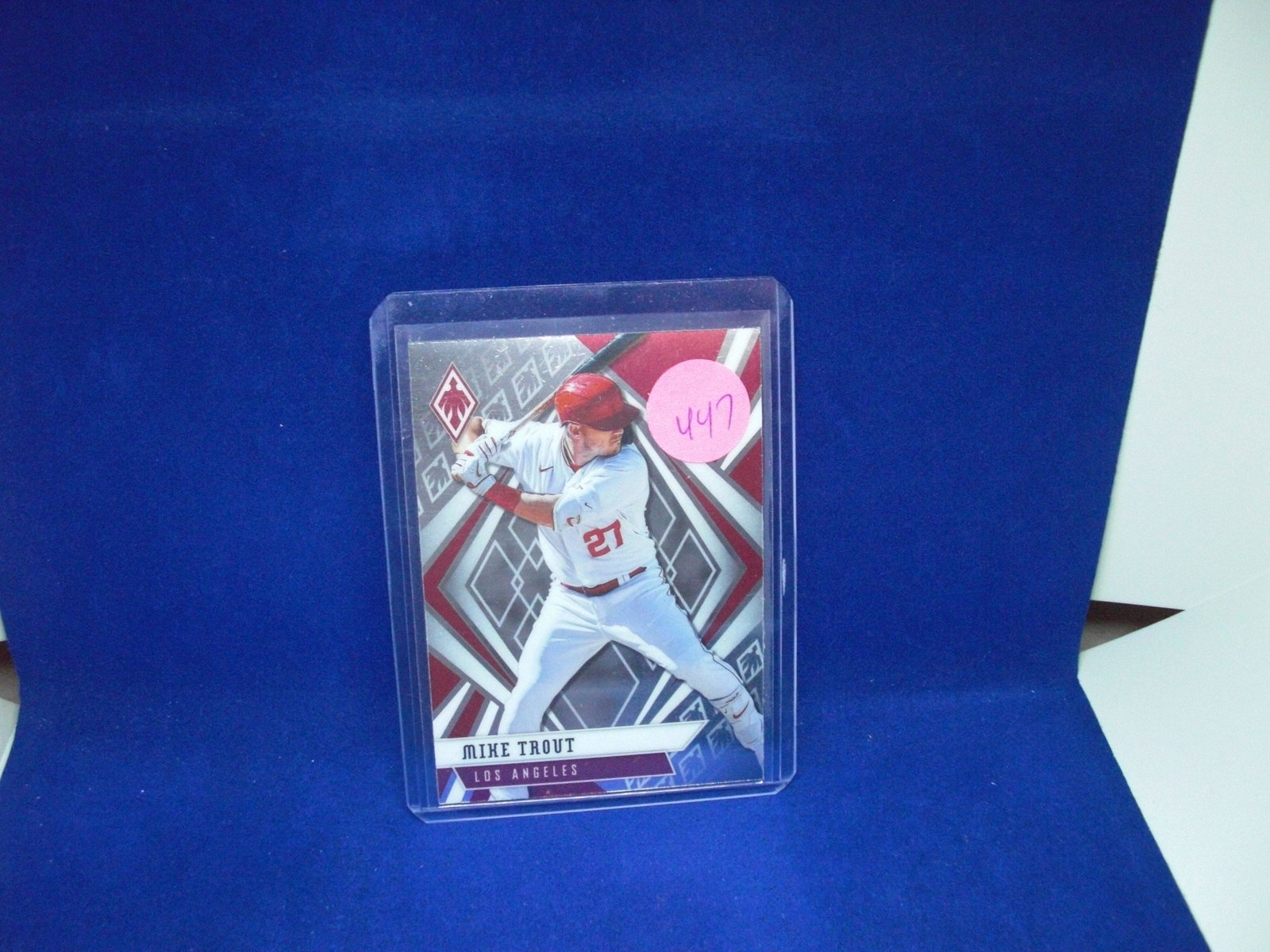 mike trout los angeles: in top loader