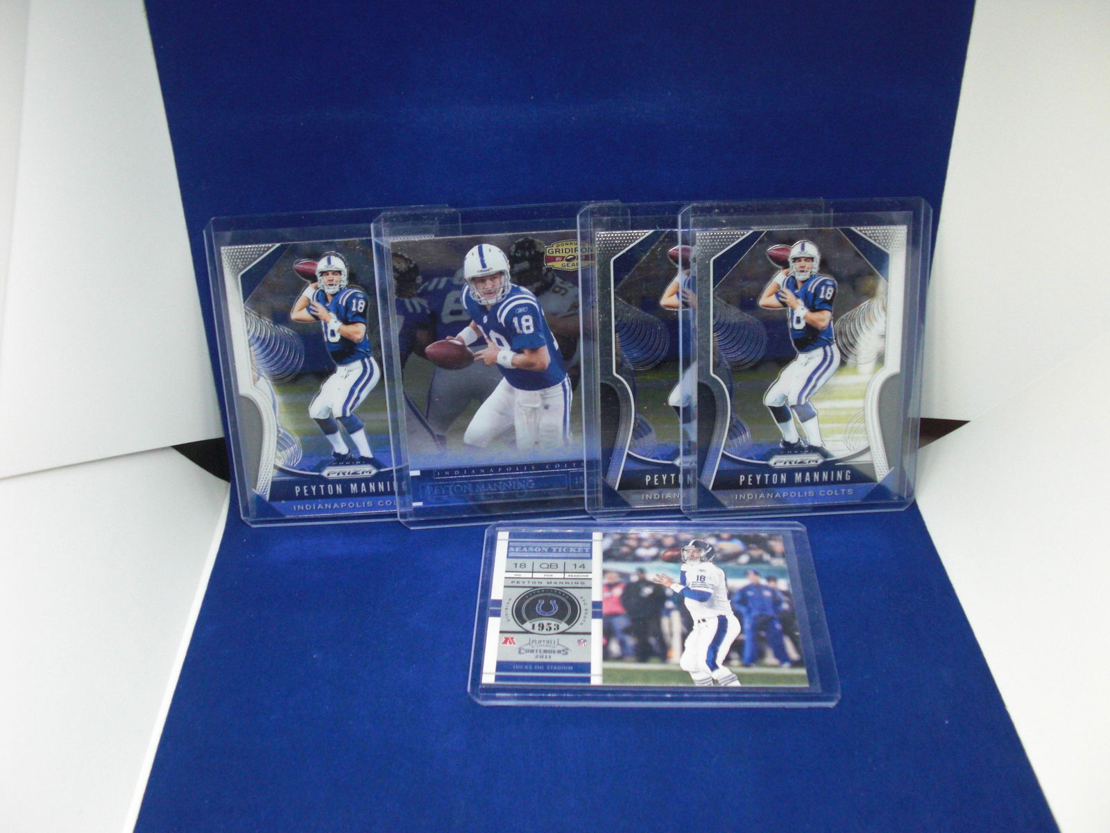 lot of 5 peyton manning cards (1 of 1)