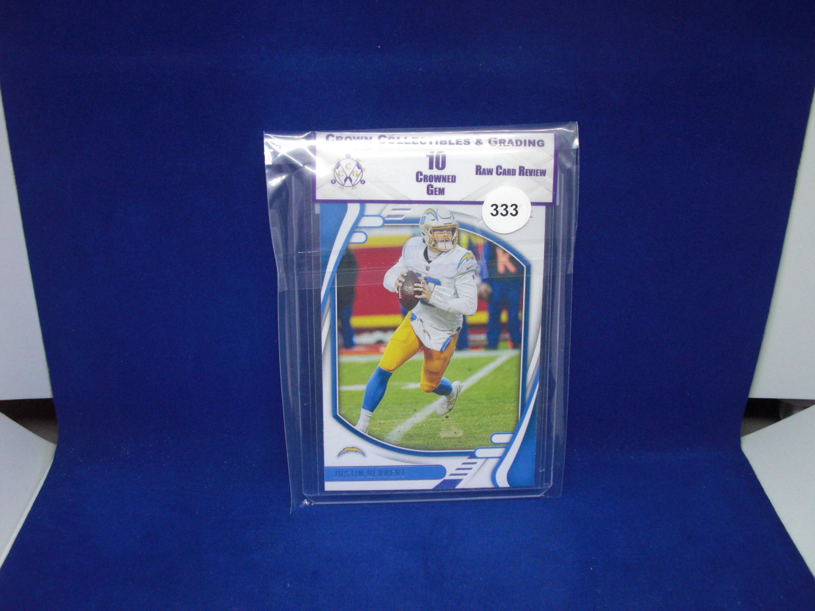 cc@g raw review graded justin herbert mint 10 (1 of 1)