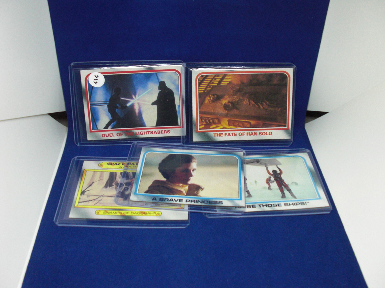 lot of 5 empire strikes back cards: in top loader