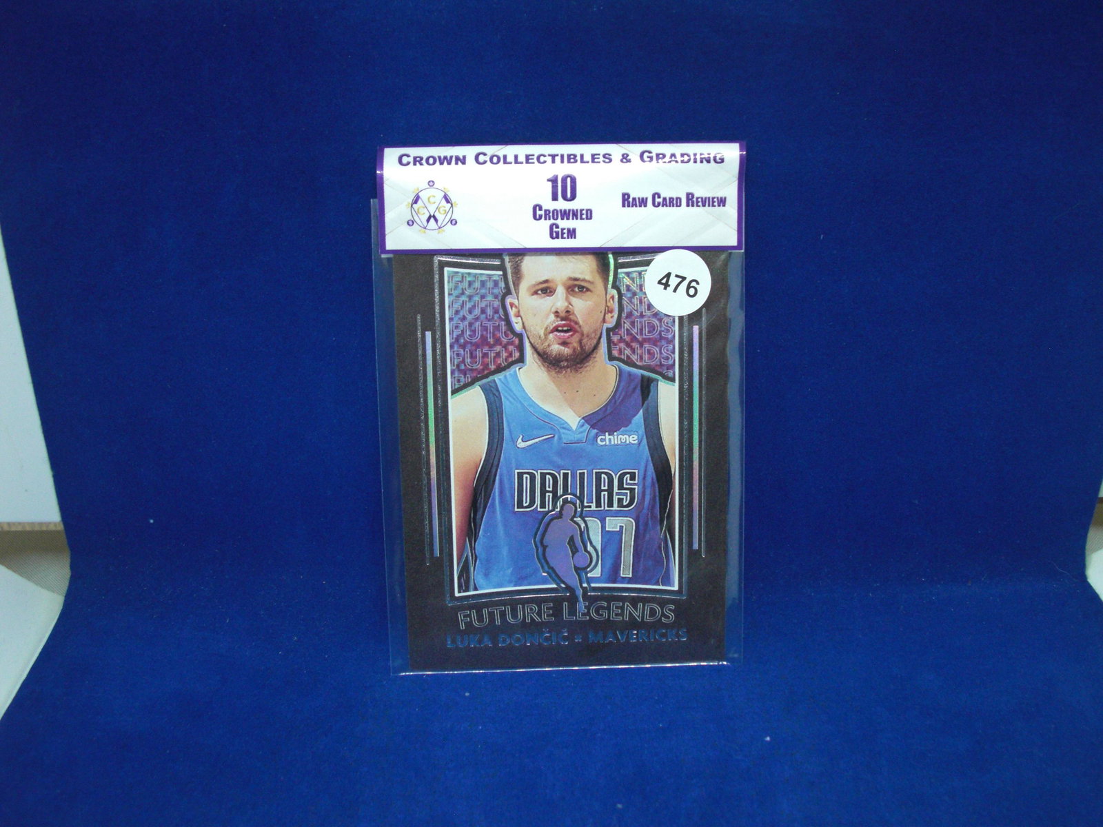 cc@g raw review graded mint 10 luka doncic futre legends (1 of 1)