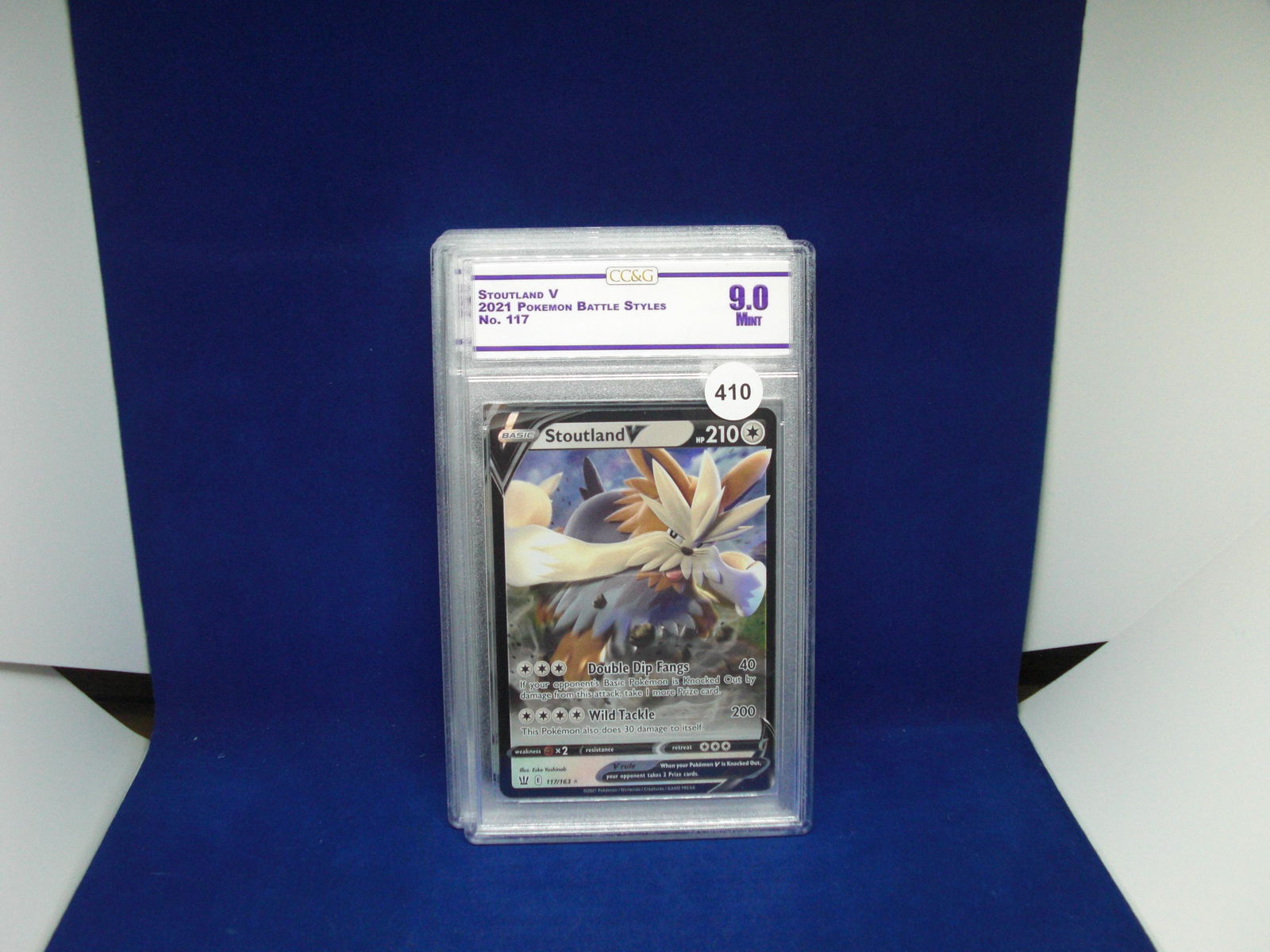cc&g 9.0 stoutland v graded pokemon card (1 of 1)