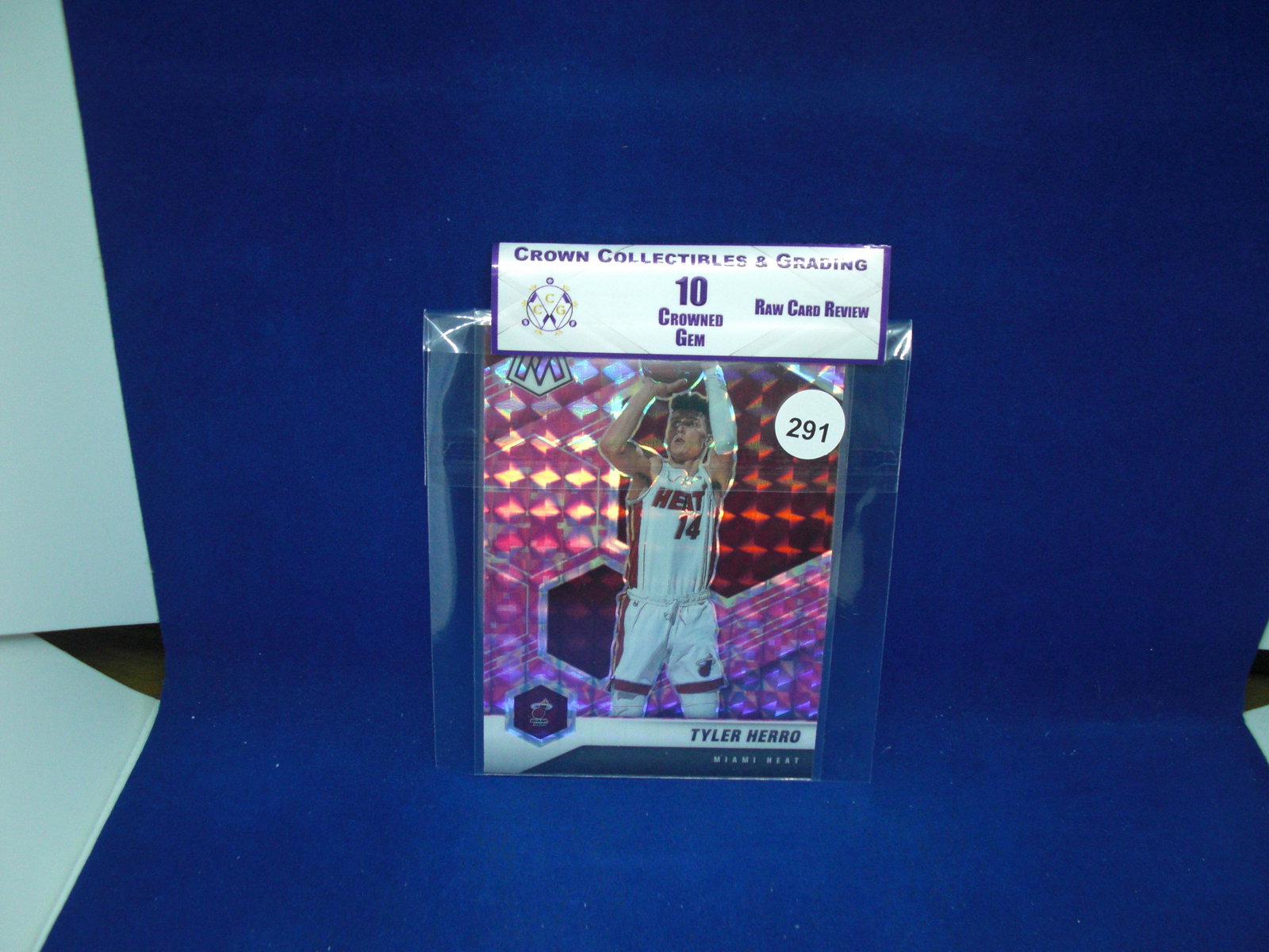 cc&g raw review graded mint 10 tyler herro pink: raw review graded