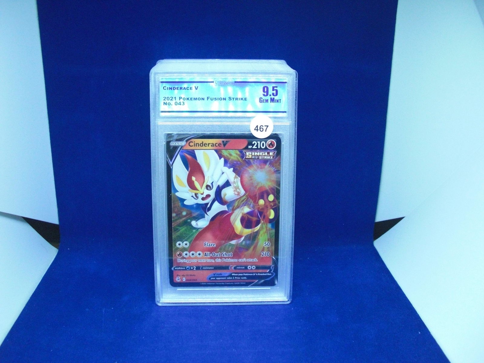 cc&g graded mint 9.5 cinderace v (1 of 1)