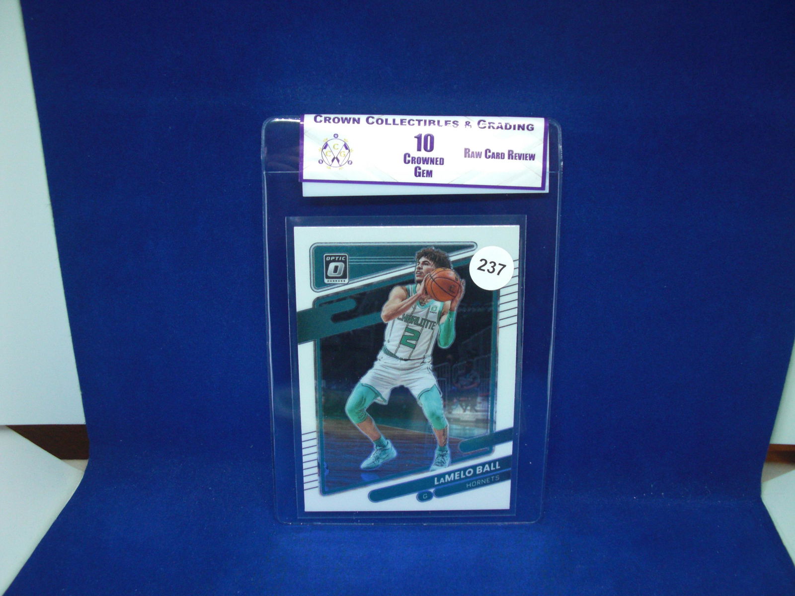 cc&g raw review graded mint 10 lamelo ball (1 of 1)