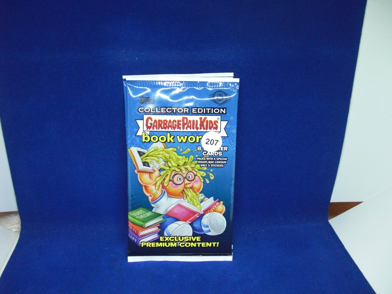 unopened pack of garbage pail kids: unopened