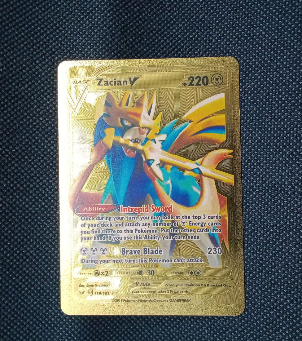 Pokemon gold foil Zacian V (1 of 1)