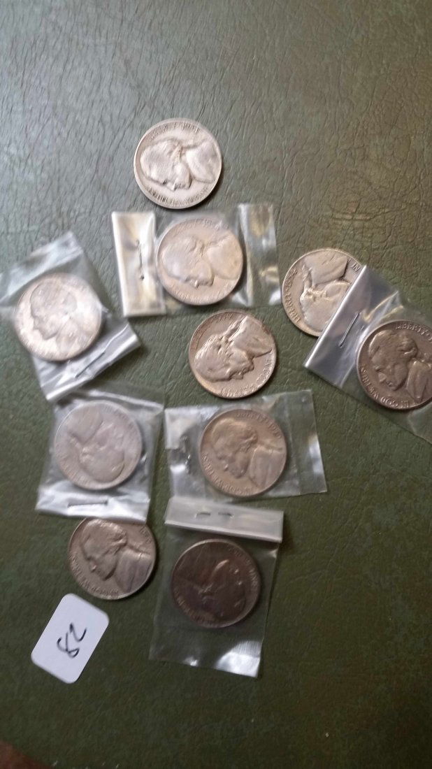 US COIN LOT 10 ASSORTED NICKELS (1 of 1)