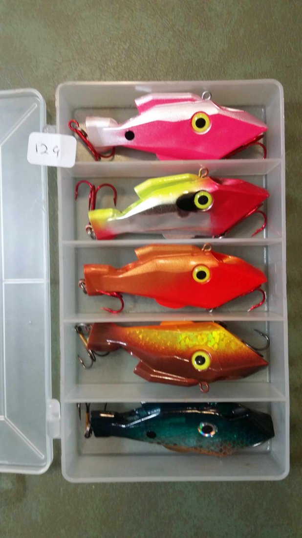 BOX OF 5 HARD BAITS/LURES: AMBUSH LURE W/ SCENT RESOVOIR "CATCHIN FISH OFF GUARD"