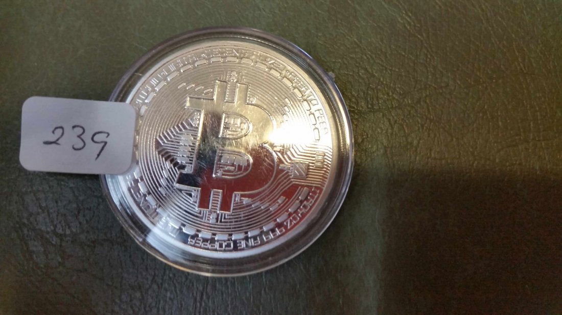 BIT COIN 1 OZ .999 PURE COPPER (1 of 1)