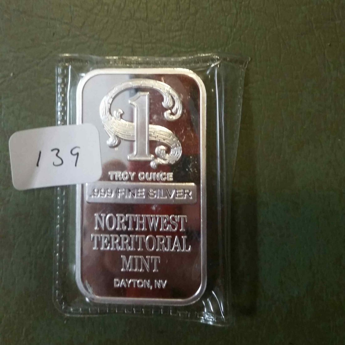 ONE OUNCE .999 FINE SILVER INGOT (1 of 1)