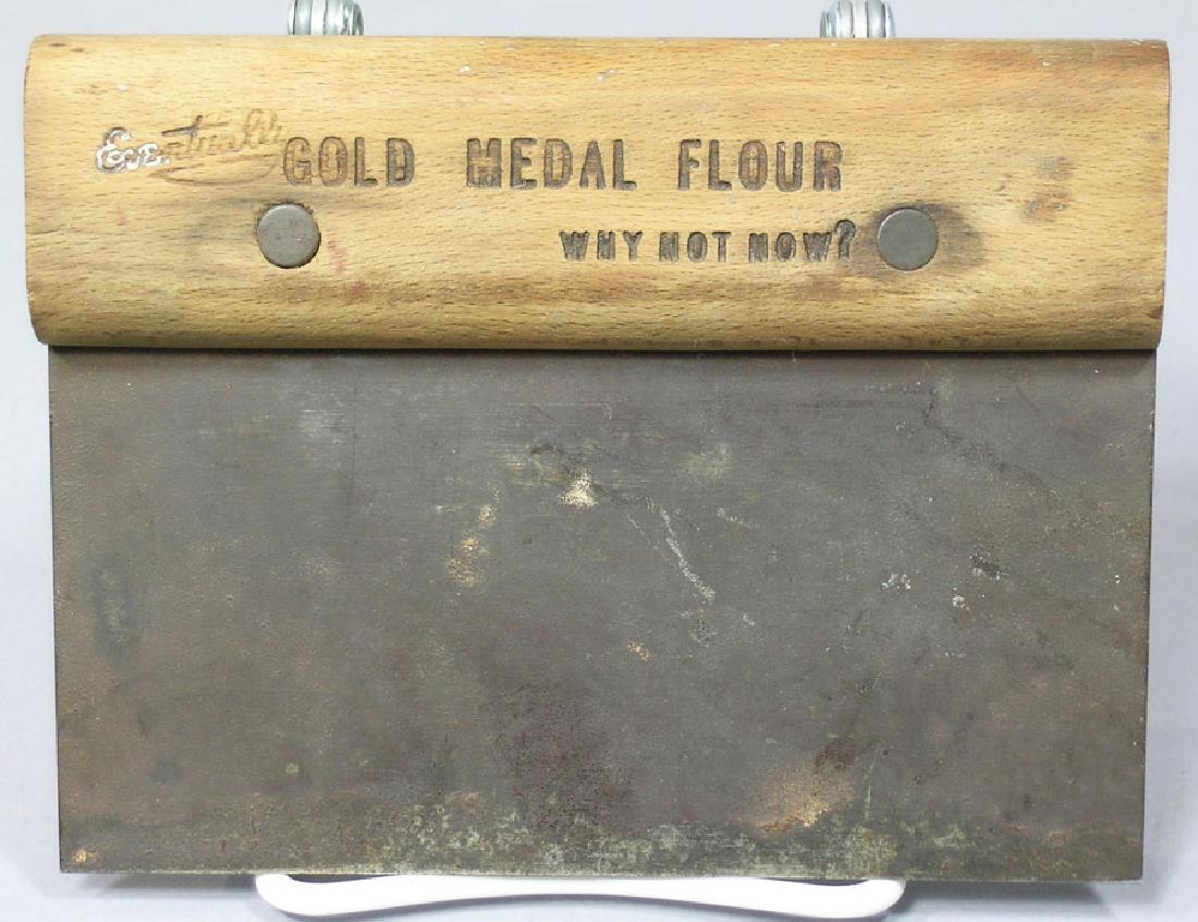 Rare Gold Medal Flour Food Chopper (1 of 2)