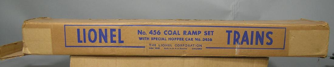 Lionel 456 Coal Ramp with 3456 Operating Hopper Car (1 of 2)
