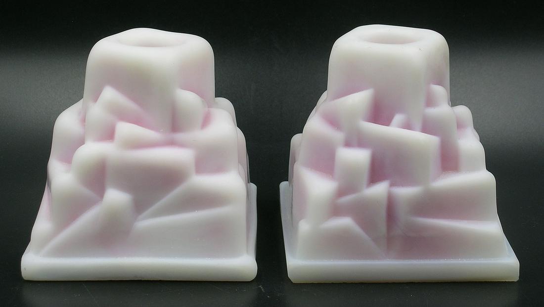 PAIR OF GUNDERSEN PAIRPOINT PEACHBLOW GLASS WATERFALL: 3 1/2" sq., 3 3/8" high Provenance: Both formerly from the Banks Collection and the F. and P. Rindge Collection