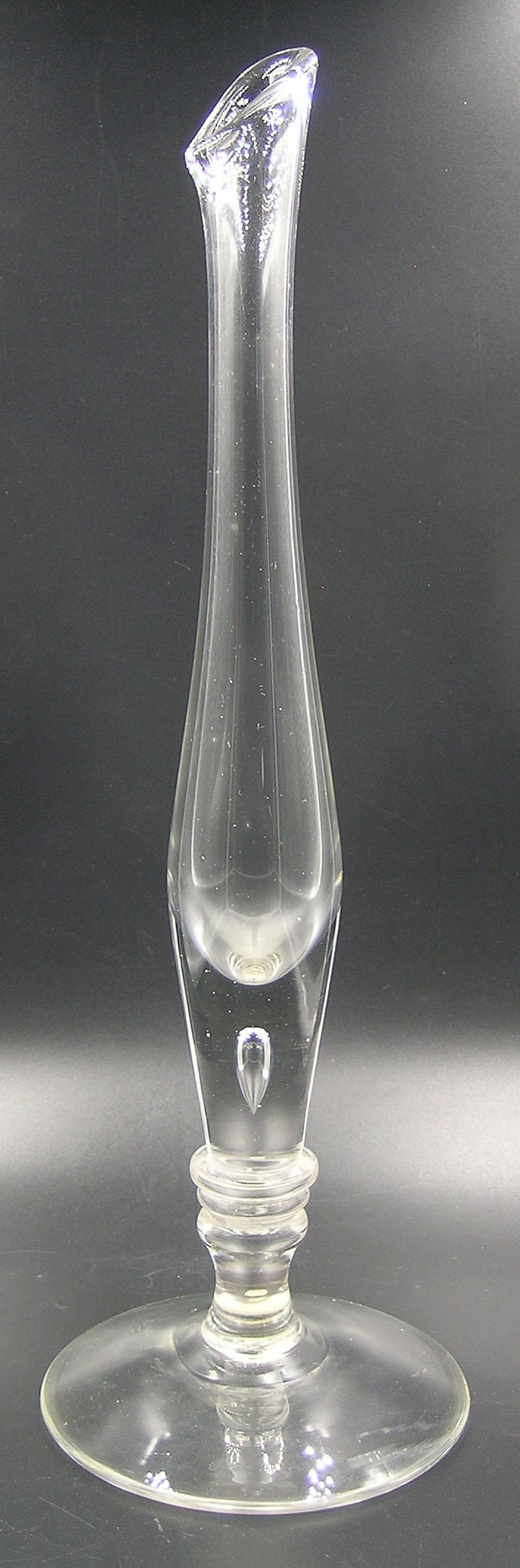 GUNDERSEN MASTERPIECE GLASS BUD VASE: colorless glass, having an entrapped tear drop air bubble in the lower stem, 13 3/4" high