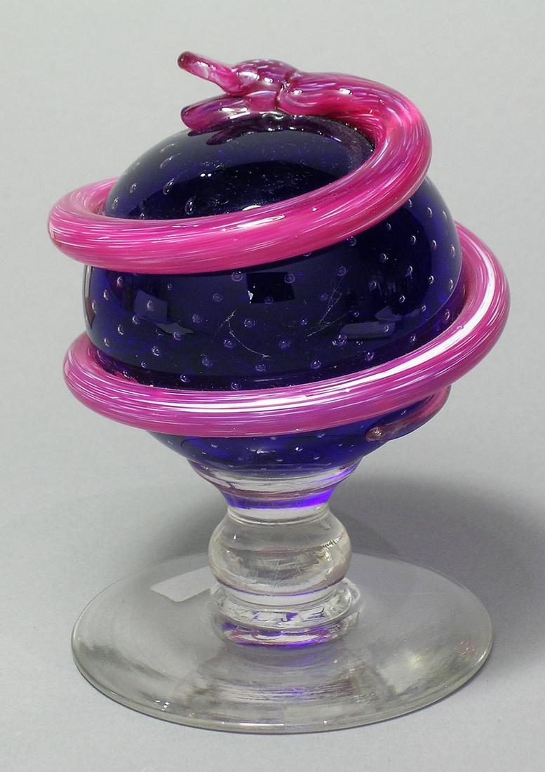 PAIRPOINT ART GLASS SNAKE ON GLOBE PEDESTAL PAPERWEIGHT (1 of 1)