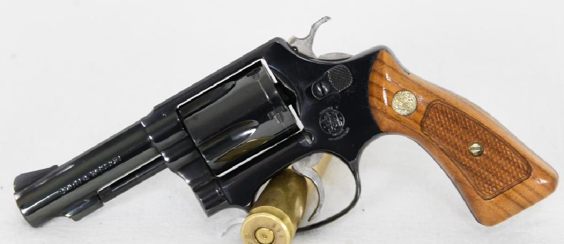 Smith & Wesson Model 36-1 5 Shot .38 SPL: Here we have a great Smith & Wesson Model 36-1, 5 shot revolver chambered in .38 SPL. Overall in excellent pre-owned condition. Original factory grips, Serial # 890JXX