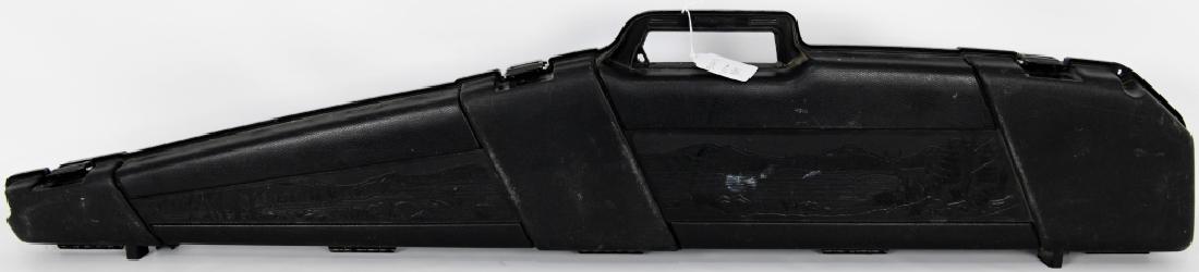 Woodstream Rifle / Shotgun Hard Case - Black: Here is a nice Woodstream Field Locker Rifle / Shotgun case - Single- comes with four metal latch closures for a tight close. Comes with egg crate foam in the interior for safety of your long gun, has