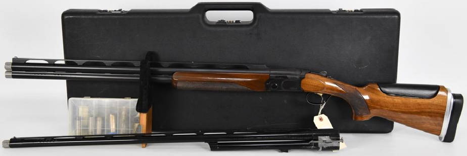 Beretta 682X Super Trap 12 Ga Shotgun Combo: WOW! Here is one nice Shotgun Combo Setup! Here we have a Nice Pre-owned Beretta 682X Trap Over/Under Shotgun with Extra Barrel and Case. The 29 1/2" over/under set of barrels are numbered to the gun,