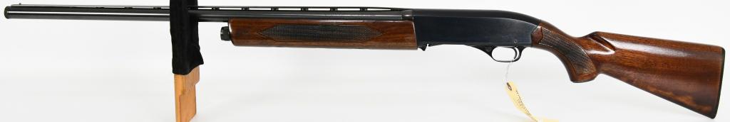 Winchester Model 1400 MKII Auto 12 Gauge Shotgun: Up Next is a Nice pre-owned Winchester Model 1400 MKII Semi Auto Shotgun Chambered in 12 Gauge It boasts a 28" Vent Rib Barrel with a front bead sight, With a Full Choke WinChoke, Chambered for 2 3/4"