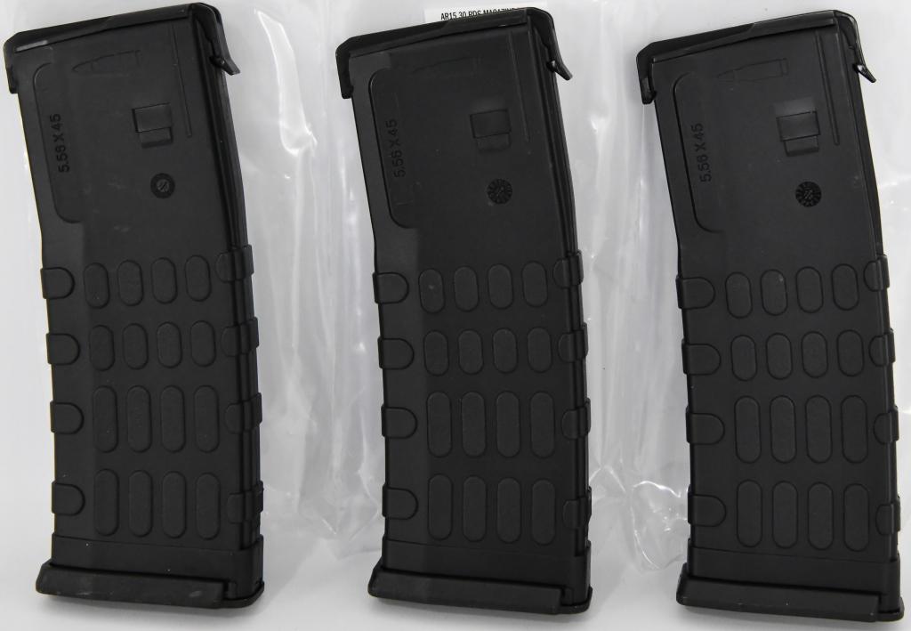(3) NEW AR-15 Magazine 223/5.56 30 rd Polymer Mags: Lot contains (3) NEW in package: AR-15 Magazine 223/5.56mm 30 Round Black Polymer with Dust Cover and positive grip surface AR-15 Magazine 223/5.56mm 30 Round Black Polymer with Dust Cover Top Quality