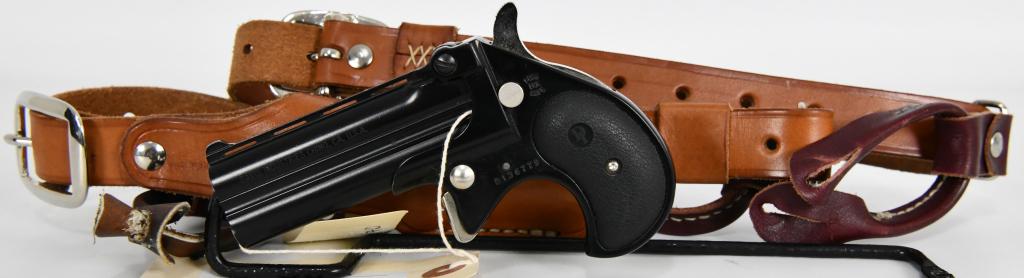 Davis Industries DLB38 Derringer .38 SPL: Up Next We have a Cool Davis Industries DLB38 Derringer Chambered in .38 SPL With 3 1/2" Barrels. It Comes in a Custom Leather Shoulder. This Derringer is in Excellent Pre-owned Condition.