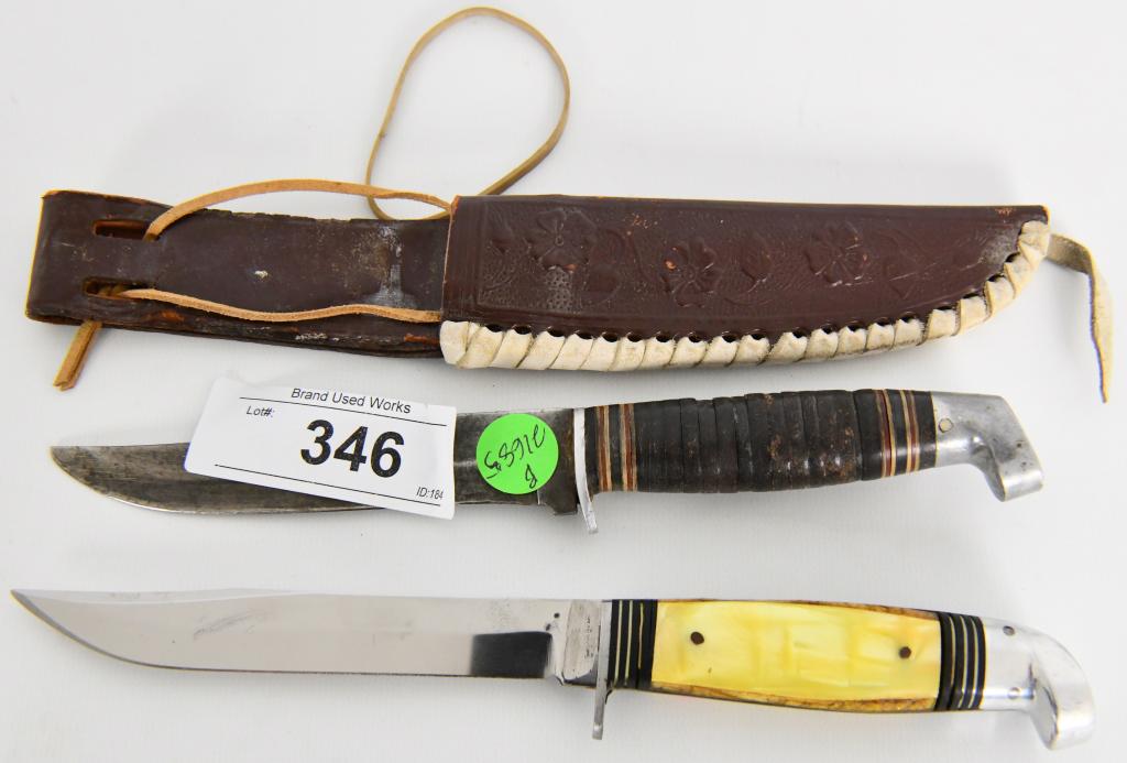 Lot of 2 Fixed Blade Vintage Knifes: Lot of 2 Fixed Blade Vintage Knifes 9.5" Long Fixed Blade Very Nice Handle , Knife is Very Sharp Also Comes With Leather Shealth, & A Unmarked 9" Fixed Blade Vintage Knife