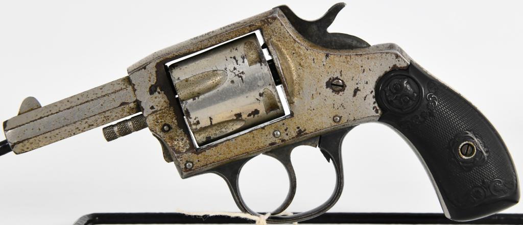 Iver Johnson Double Action Model 1900 .38 S&W: Up Next We Have a Iver Johnson Double Action Model 1900 Chambered in .38 S&W. 2 1/2" Octagon Barrel, Flakes in the Finish, Serial #16951 Original Owl Head Grips with No Chips.