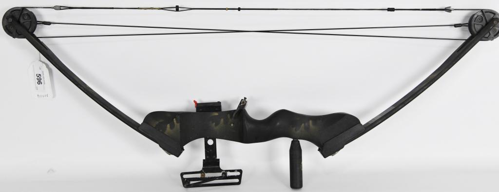 VTG Browning Deer Slayer II DB9A Compound Bow: Bow shows normal wear but is in good overall condition. Right Hand Compound Bow for your bidding pleasure. 31" 50 LB adjustable range 28-31 inch 45-70 pounds ... Browning Archery bow will give you man