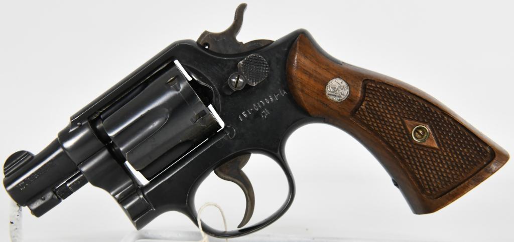 Smith & Wesson Snub Nose Pocket Pistol .38 SPL: Up Next We Have a Smith & Wesson Snub Nose Pocket Pistol Chambered in .38 Special With a 2" Pinned Barrel, Original Wood Grips, Case Hardened Trigger & Hammer. Serial #C43250