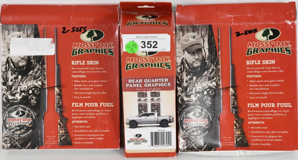 Lot of 3 Mossy Oak Graphics Kits NIP: Lot of 3 Mossy Oak Graphics Kits NIP Mossy Oak Graphics 4x4 Off Road Rear Quarter Panel Kit 2 brand new Mossy Oak Graphics Rifle Skin