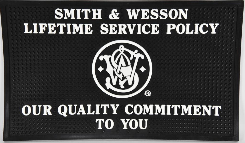 Smith & Wesson Rubber Dealer Counter Mat: NEW - super heavy knub Black Counter mat approx 14.5x9" great for gun cleaning, or other small intricate projects with great rubber to hold those nuts and bolts from sliding off the table: "SMITH & WE