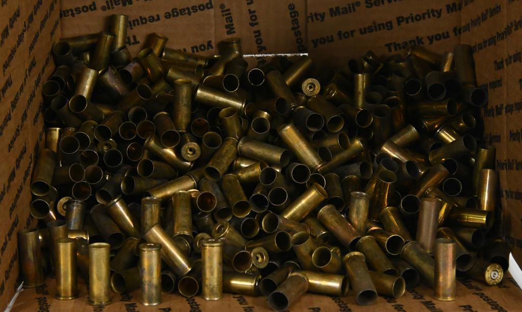 10.5 Lbs Of Reloading .44 Rem Mag Brass Casings: 10.5 Lbs Of Reloading .44 Rem Mag Brass Casings This Lot Will Be Shipped in a USPS Medium Flat Rate Box