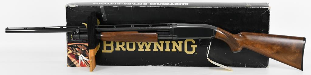 Browning Model 12 Pump Action 20 Gauge Shotgun: Attention Bidders, up for auction is a VERY Nice Browning Model 12 pump action shotgun LNIB - Limited production model, Chambered in 20 gauge comes with a 26" vented ribbed barrel mod. choke chambered