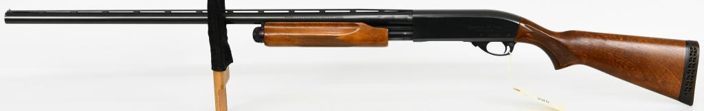 Remington Sportsman Magnum 12 Gauge Shotgun: Here We Have a Extremely Clean Remington Sportsman Magnum 12 Gauge Pump Shotgun, It Boasts a 30" Vent Rib Barrel in Full Choke, Nice Wood Furniture, and Clean Metal. This is a Very Nice Shotgun. Seria