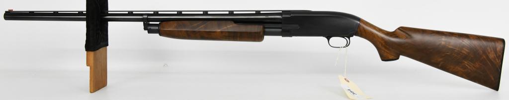 Winchester Model 25 Slide Action Shotgun W/ Fancy: Up Next We Have a Winchester Model 25 Slide Action Shotgun Chambered in 12 Gauge With Fancy Walnut Stock, And 28" Barrel With Simmons Vent Rib, Front Bead Sight, Mod Choke, in Pristine Like New Collec