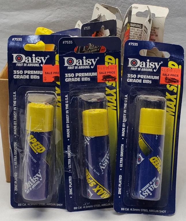 Lot of Daisy Max Speed 350 Premium Grade BBs 4.5mm: Large Lot of Daisy Max Speed 350 Premium Grade BBs 4.5mm Steel Airgun Shot, zinc plated, ultra smooth, Made by Daisy in the USA.. there is approx 20