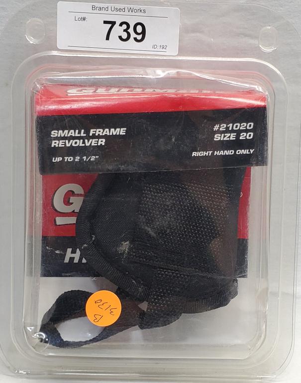 Gunmate Hip Holster Size 20 Right Hand NIP: Gunmate Hip Holster Size 20 Right Hand Fits Small Frame Pistols 2-1/2" Barrels Synthetic Black New In Package Specifications and Features: Hip holster Fits small-frame pistols up to 2.5" barrels Right