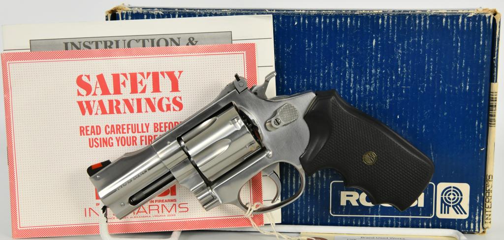 Amadeo Rossi M971 .357 Magnum Revolver: Up Next We Have what Appears to Be a Brand New in The Box Amadeo Rossi M971 Revolver Chambered in .357 Magnum, 6-Shot Fluted Cylinder, 2 1/2" Full lug heavy barrel, Red Ramp Front Sight, and Comes Wit
