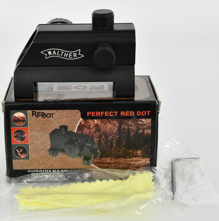 Walther Red Dot M2000/RD3000: Illuminated Red Dot, Matte Finish 5 M.O.A. Dot , Fits standard weaver Style Base, Point Rouge Lumineux RED DOT M2000 / RD3000 57' @100 yards 19m@100m , the side of the RED DOT shows WALTHER appears in