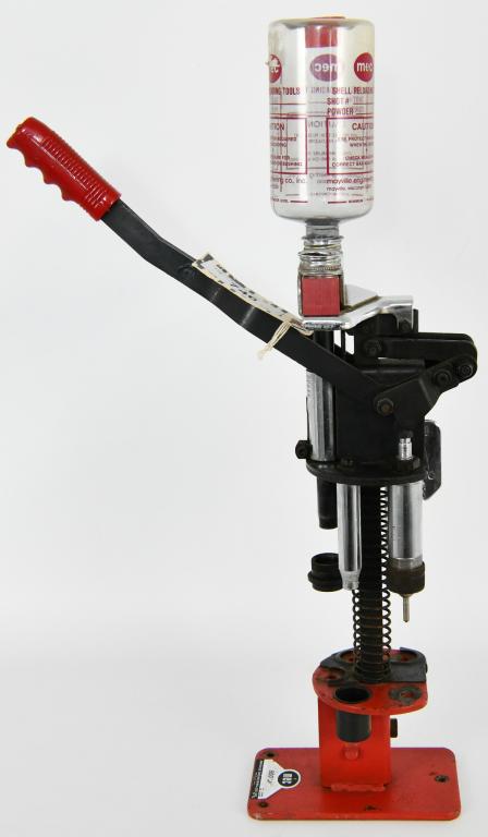 Mec JR 600 Single Stage 12 Ga Reloading Press: Mec JR 600 Single Stage 12 Ga Reloading Press Time-tested excellence is built into this single-stage reloader featuring a quick, simple operation with minimal effort. Load four to six boxes per hour. 